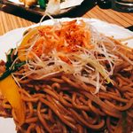 楽蔵 - rakuzou:焦がし醤油と牡蠣油の焼きそば