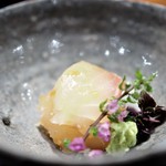 傳 - 熟成厚切り平目のヅケ