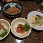 海鮮食堂 余市 - 「函館のイカの塩辛」550円、「ニシン漬け」\680