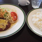 茶欧 - ハンバーグ&ライス。ライスがちょいと残念…