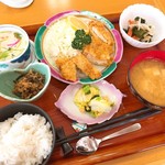 すずカフェランチ(800円)