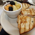 Europa Cafe  - チキンパニーニ