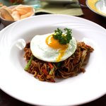 Jahe Restaurant - 朝食のミーゴレン