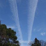 パティスリー クリアンテール - 奇跡！神社で見た逆鳥居の飛行機雲