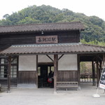 明治36年（1903年）開業の木造駅舎 嘉例川駅