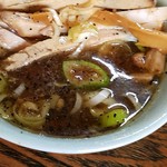 丸長中華そば店 - オイリーなつけ汁