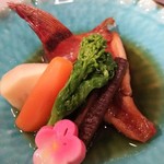 Hata Zen - (2017年3月　訪問)きんきん煮つけ、1500円。添え物の野菜や生麩まで上品で丁寧。煮付けも丁度良い味わい。