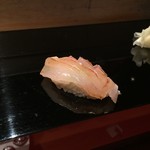 乙女寿司 - 鯛