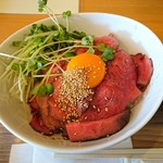 焼肉元山 - ローストビーフ丼