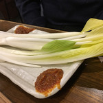 やきとん 木々家 - お通し うるい 