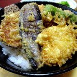 ふぐ料理 生乃弥 - 香ばしく揚がった天ぷら！