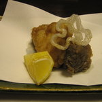 和人良 - 【H23.1.15】鮟鱇鍋コース、鮟鱇の唐揚げです。美味ですねぇ。