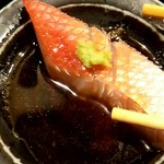 魚酔庭 - きんめかな？
      臭みもなく、さっぱりと言うよりはお魚のお味がしっかりしています