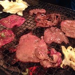 ことぶき焼肉 - 牛タン