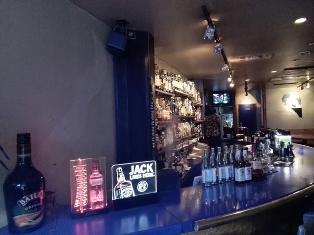 Howling Moon photo 5