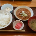 樹海 - モツ煮定食、￥850。