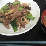 クレヨン - 豚肉と小松菜のオイスターソース炒め