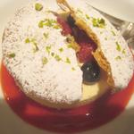 ロドラント ミノルナキジン - デセール　ビスキュイを割ったところ