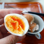 旭屋パーラー - モーニングセット650円のゆで卵