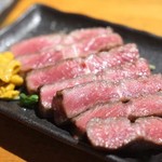 肉小屋 - 