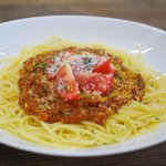 宮島Cafe バンビーノ - 自家製ミートソースのパスタ