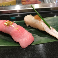 鮨隆 - エンガワの炙り、マグロ