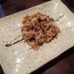 かはほり - 豚肉の沙茶醤和え／白灼猪肉片（バイズオジューロウピェン）