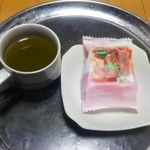 Kameya Mannendou - シブ～いお茶とともに