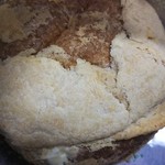 たまご屋 - たまご屋シュー（110円）。