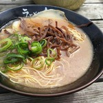 ラーメン 自由人 - 