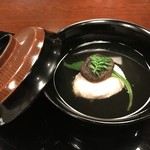 懐石 辻留 - 【椀】伊勢海老真薯