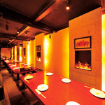 Sharaku - 会社宴会、仲間との宴会など様々な宴会シーンに利用可能なテーブル席。