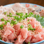 ランチで創作丼！今日の気分で組合せ自由なハーフ＆ハーフが作れます！