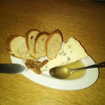 自然派ワイン＆ナチュラルチーズ vinvino - 