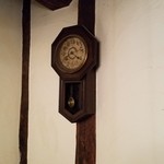 ろくざん亭 - いろんなところに昔ながらの時計