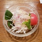 ろくざん亭 - サラダほうれん草が入ってるサラダ