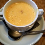 グリル ヒネもス - ニンジンスープ