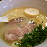 麺屋 菜々兵衛 - 鶏白湯（塩）ハーフサイズ