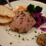 とり白レバーのムース　ポルト酒風味