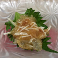 南青山エッセンス - 厚みがあり少し硬めなゴリゴリした食感。包丁の入れ方の違いか。