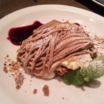 ビストロ・スリージェ - モンブラン　カシスソース