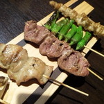 Kanzen Koshitsu Izakaya Kushiyaki Moga Ru - 串焼き12種盛り合わせ・２,３８０円