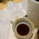 トゥ・ラ・ジョア - 