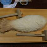 大衆酒場 まるちゃん - 真鯛の塩釜焼き