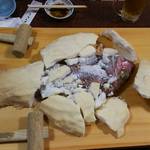 大衆酒場 まるちゃん - 真鯛の塩釜焼き