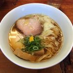 らぁ麺 飯田商店 - 「ニボっちゃんわんたん麺」850円