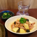 ジャム cafe 可鈴 - 春菊と木の子の煮浸し(左上)とメインのチキンのプロヴァンス風