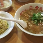 旭川ラーメン雪花亭 - 