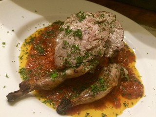 TRATTORIA CALIMERO - 自家製サルシッチャを詰めたウズラのロースト