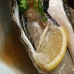 東寿司 - 牡蠣。おいしかったです。